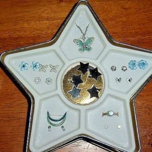 Vintage Rare Chic 20 Piece Fashion Jewlery Set